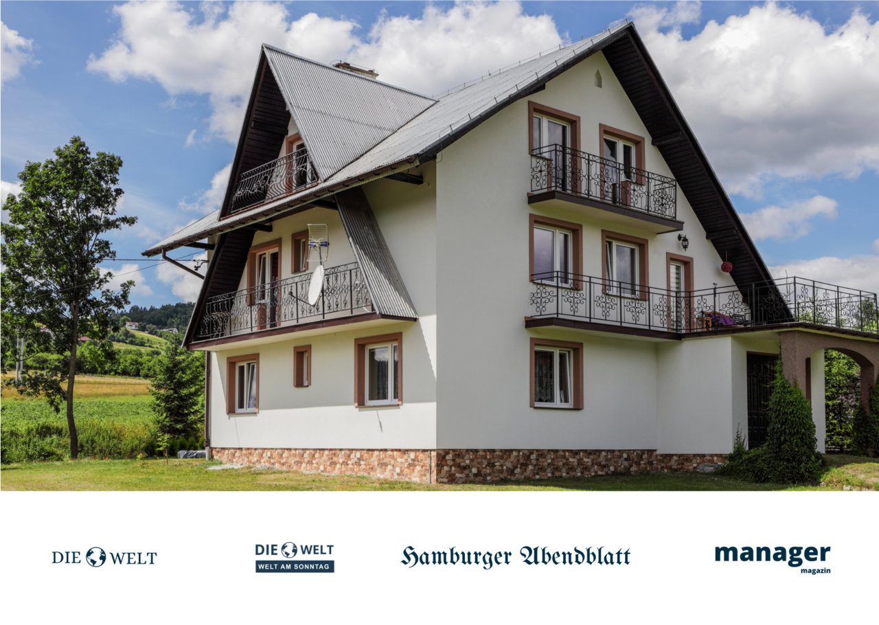 Mehrstöckiges Haus im Grünen